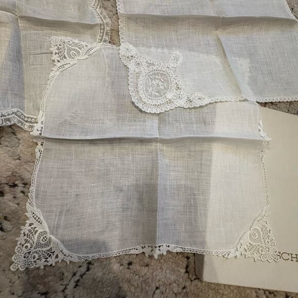 Schusters DESCO Vintage Handkercheifs Hankeys Lace Linen Women's Square Box of 3 - Picture 3 of 6
